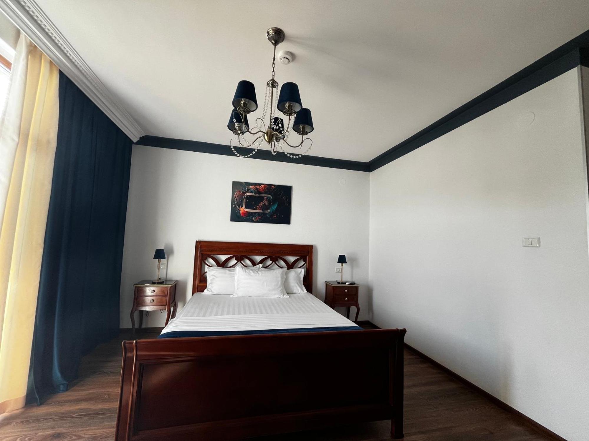 Riviera 990 - Resort & Restaurant Ieşelniţa エクステリア 写真