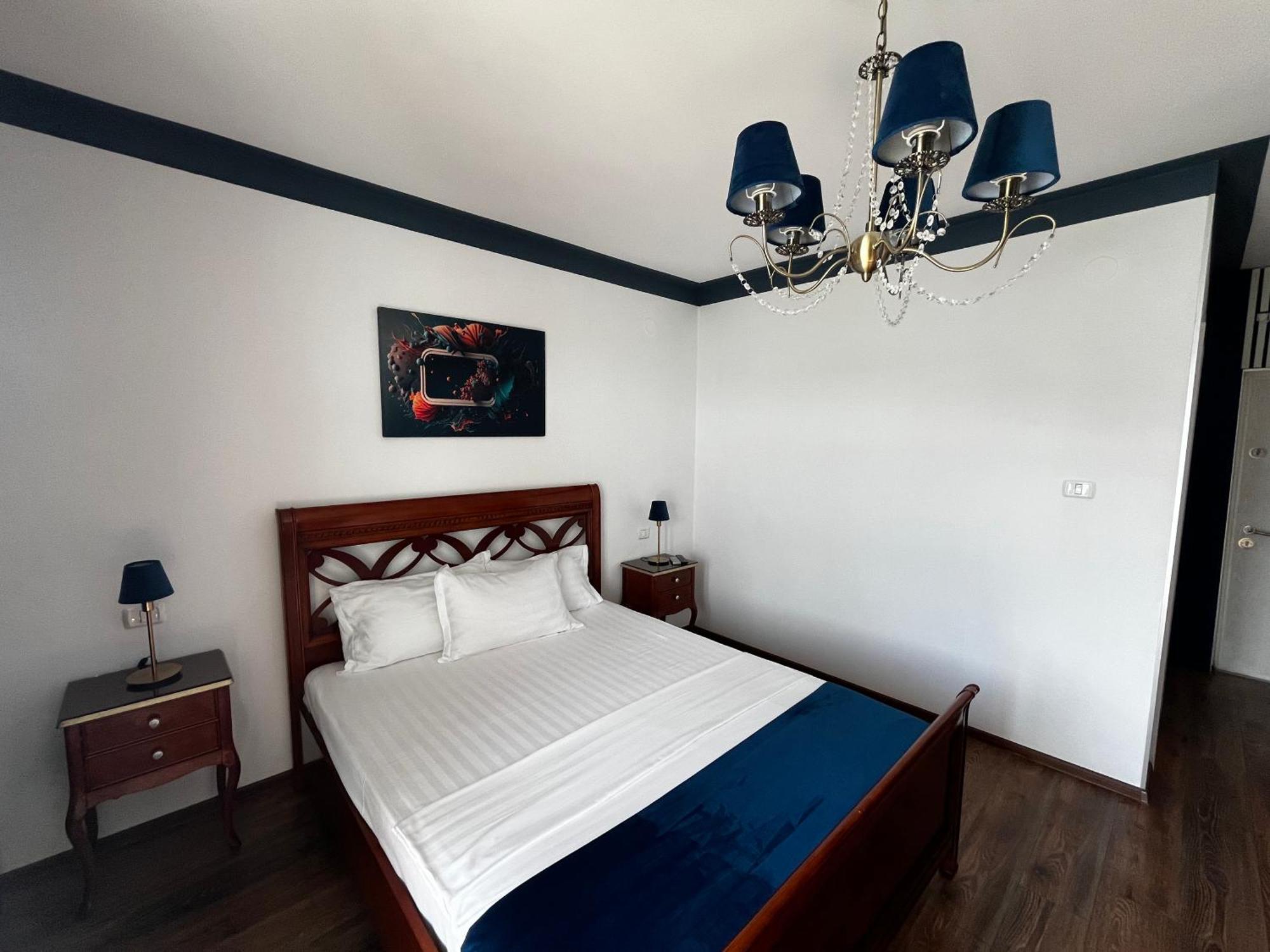 Riviera 990 - Resort & Restaurant Ieşelniţa エクステリア 写真
