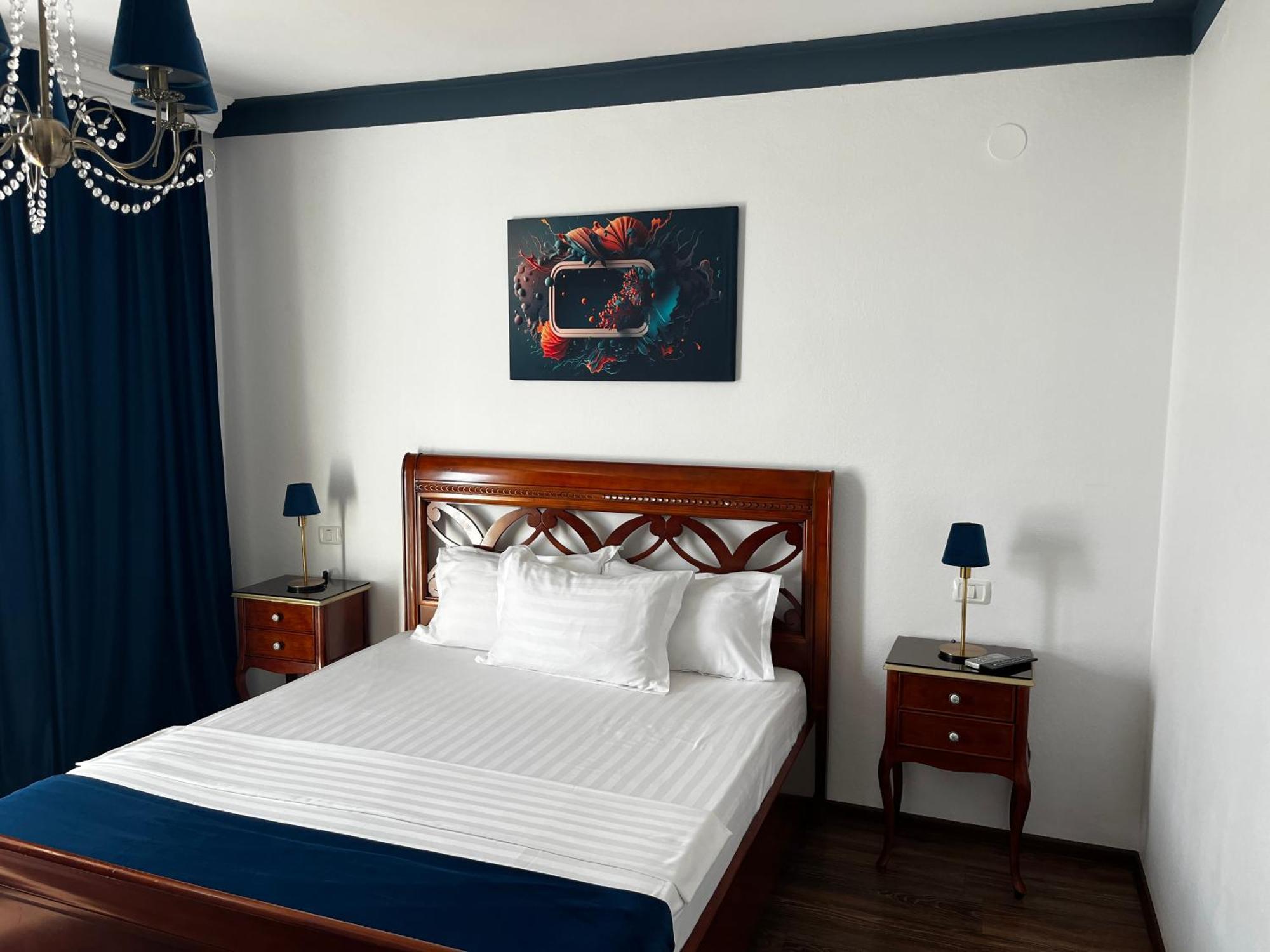 Riviera 990 - Resort & Restaurant Ieşelniţa エクステリア 写真