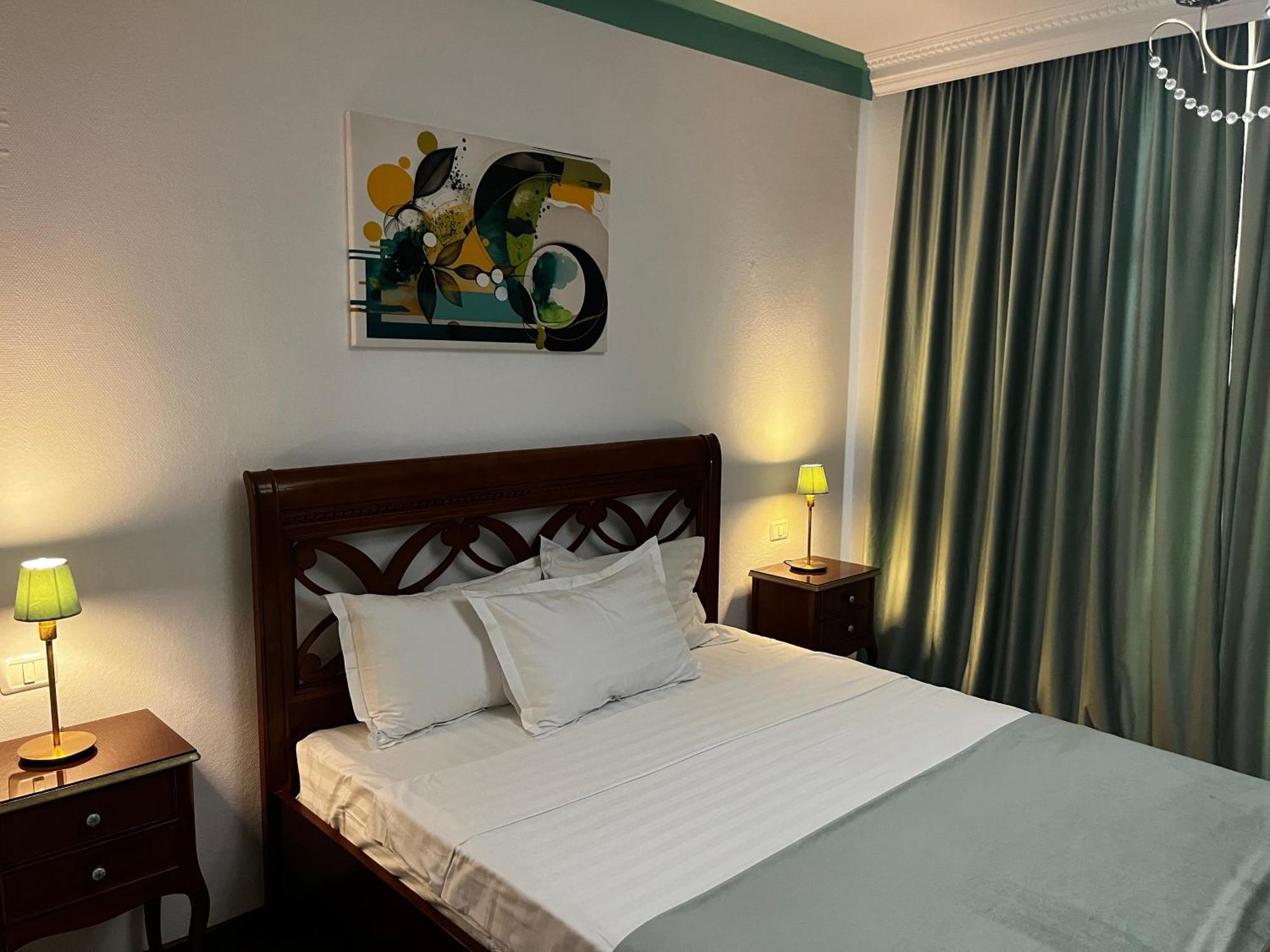 Riviera 990 - Resort & Restaurant Ieşelniţa エクステリア 写真