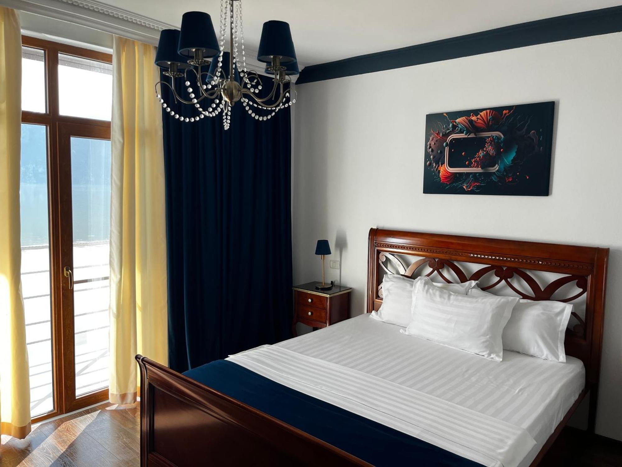 Riviera 990 - Resort & Restaurant Ieşelniţa エクステリア 写真